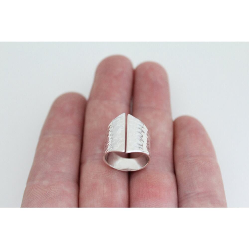 Sterling Silver Adjustable Hammered Shield Ring, … - image 2